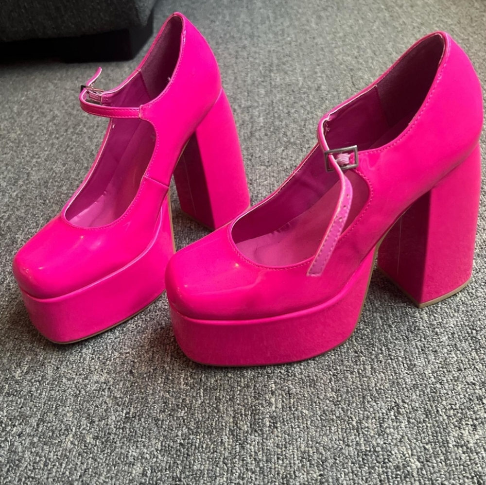 Koi Dolls Kill Sugar Shrills 9 Pink Platform Mary Jane Shoes Heels
